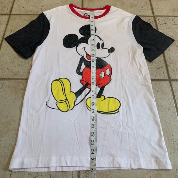💙 Disney Mickey Mouse T-Shirt Size Small - Picture 6 of 6